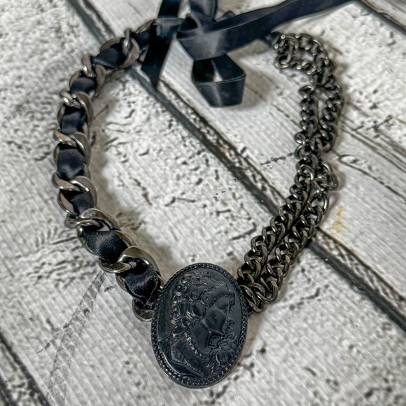 Victorian Black Cameo Heirloom Chain Link WhimsyGoth Choker Necklace w/ Ribbon - Picture 3 of 4